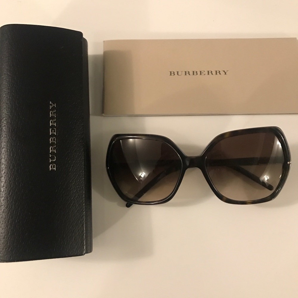 Burberry Brown Gradient Oversized Sunglasses
